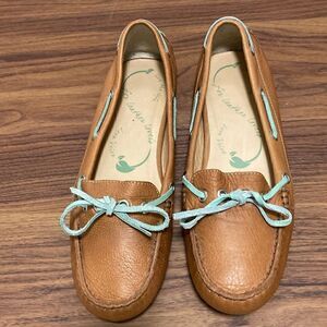 Velez Leather Slip On Driving Shoe in Classic Moccasin Style. Size 38.